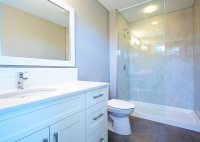 custom home bathroom