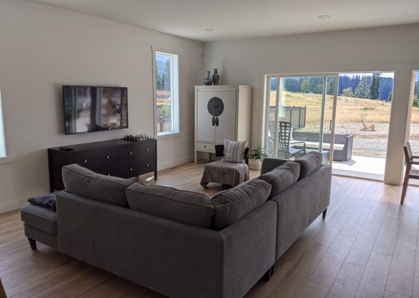 Modern farmhouse living room