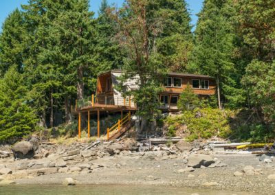 Thetis Island custom home side view exterior