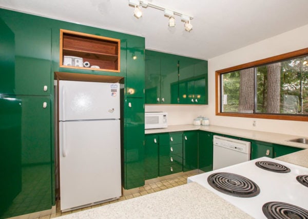 green lacquer kitchen before renovation