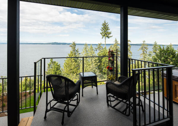 Outdoor seating area master bedroom