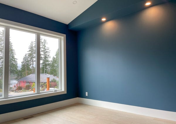 Dark, modern bedroom