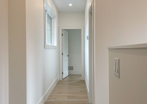 Light, bright hallway in Lakeview Oasis home