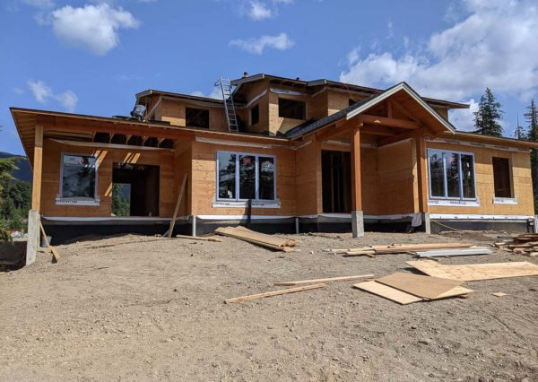 Front framed exterior of Lakeview Oasis