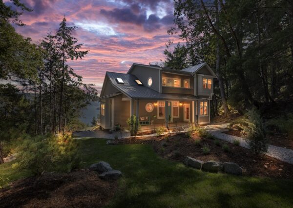 Custom Home design in Maple Bay