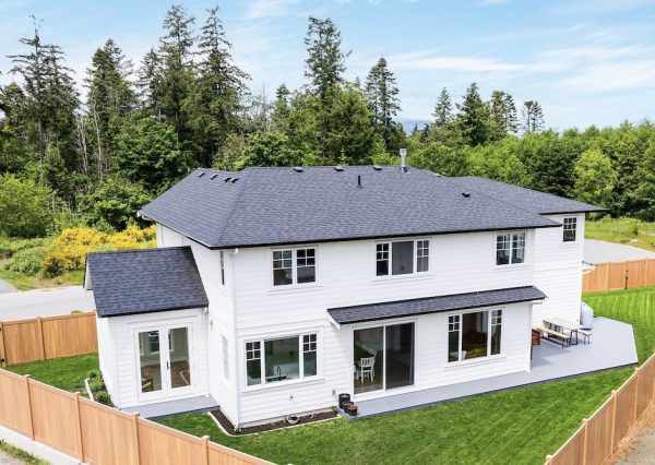 Exterior design of custom home in cowichan bay