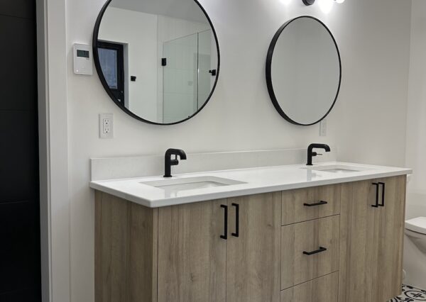 Double vanity in master ensuite