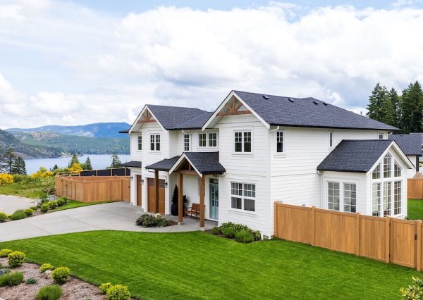 Ocean view home in Cowichan Bay