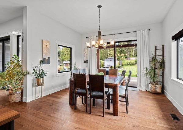 Dining room with sliding doors to covered patio