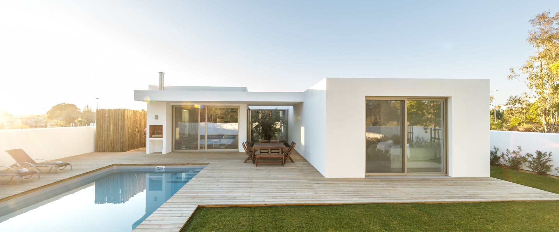 Luxury modular home w pool.