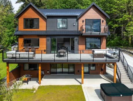 Shawnigan Lake Custom Home