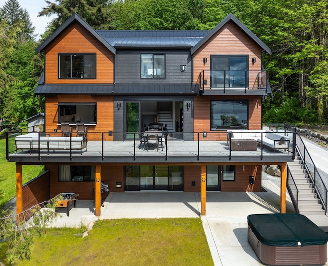 Custom designed home in Shawnigan Lake