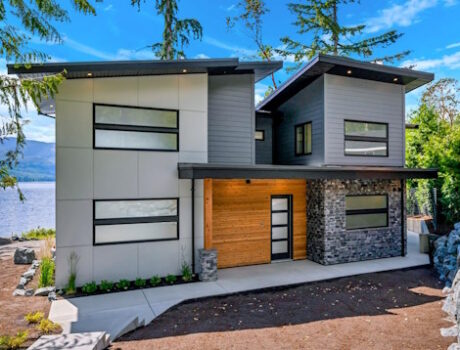 Youbou Luxury Waterfront Home