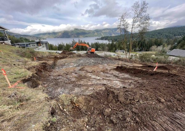 Excavating custom home in maple bay