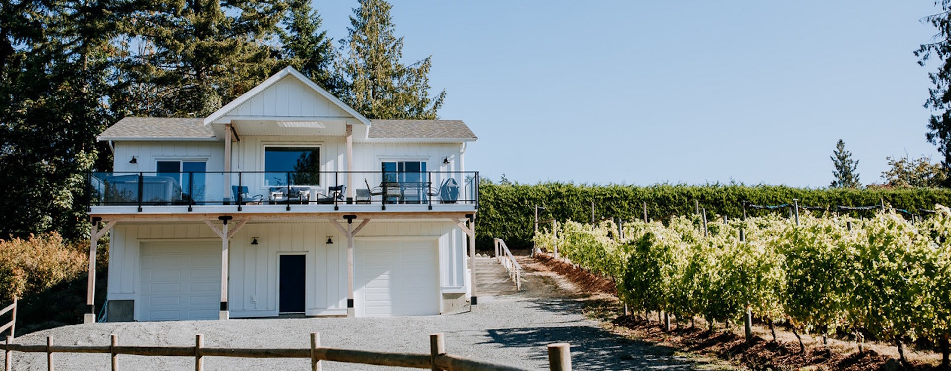 carriage home in the cowichan valley
